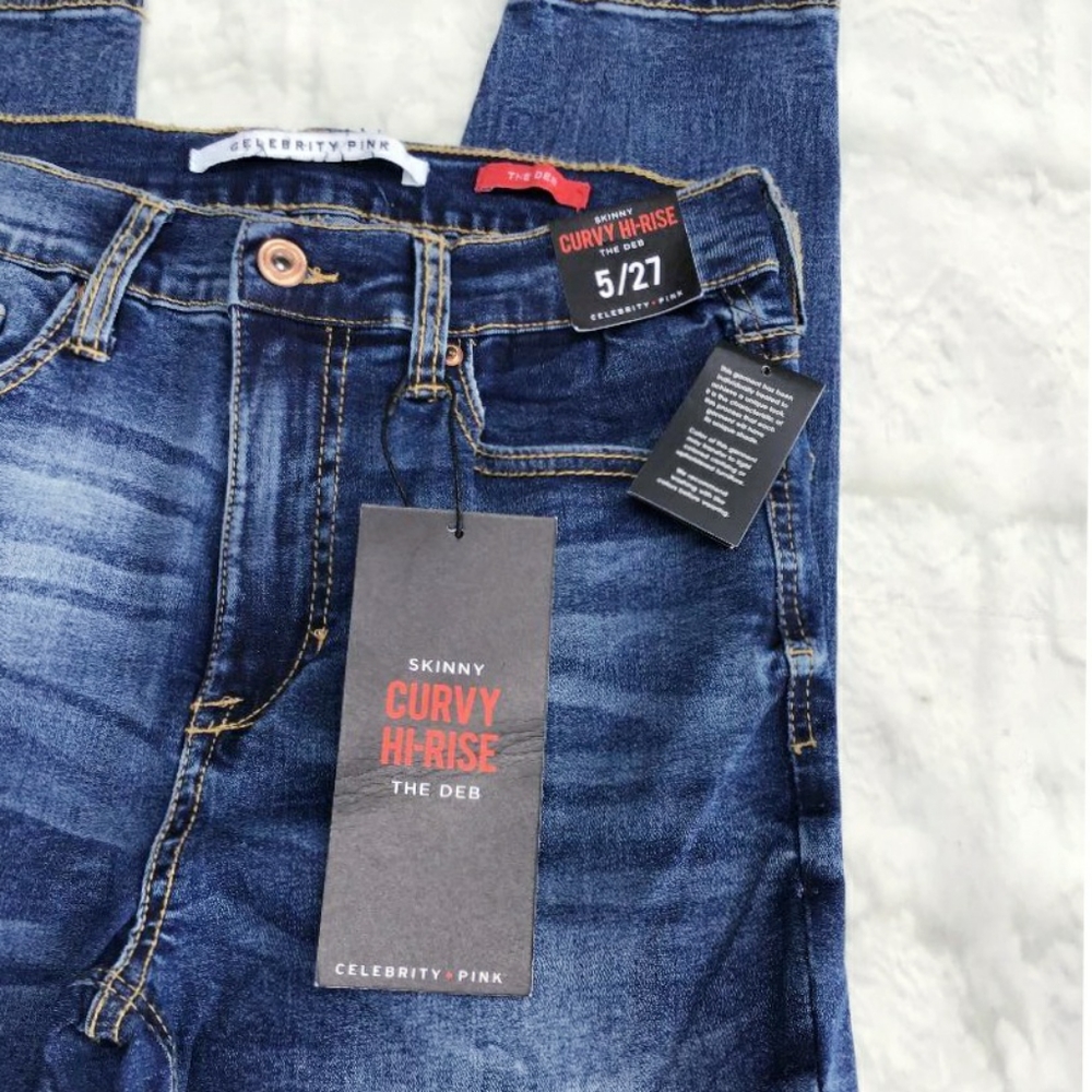 CELEBRITY PINK The Deb Curvy High Rise Skinny Jean - Picture 11 of 12